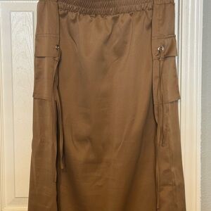 NWOT  Brown Women's Cargo Skirt